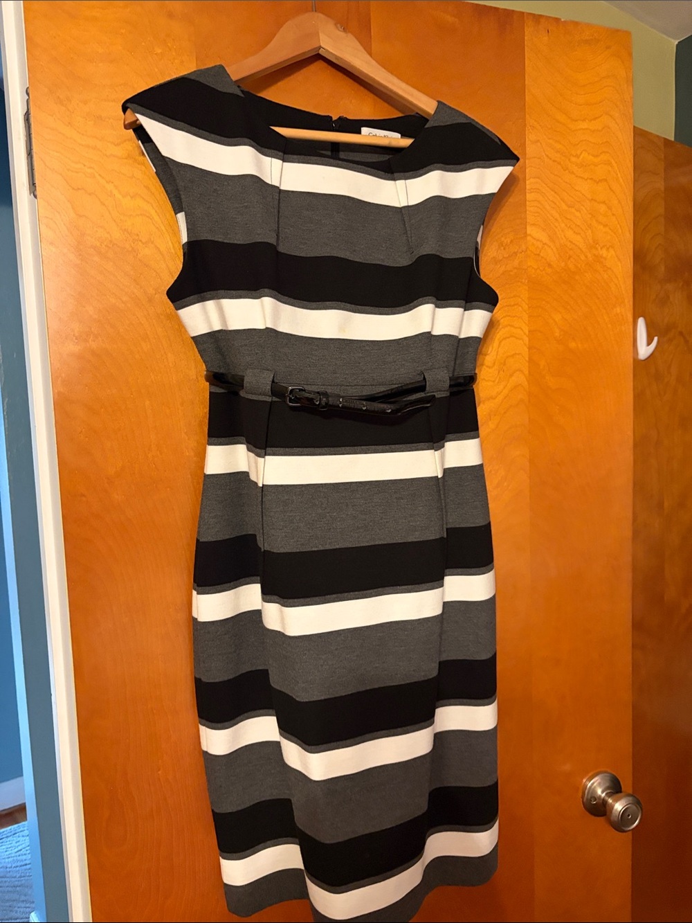 Calvin Klein -Size 8 Classic Black, Gray & White Striped Sheath Dress with Belt